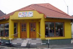 Meseszép Bababolt logo