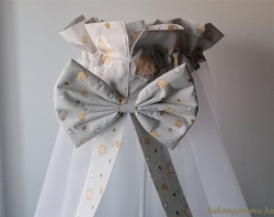 Nelli álmodik-sárga képe